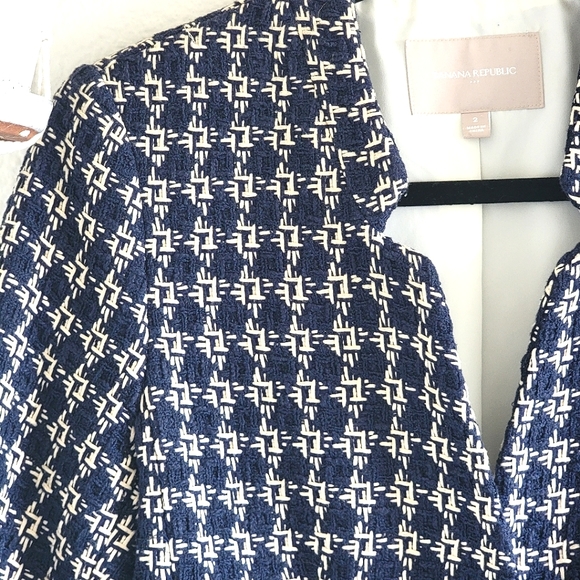 Banana Republic Blazer - Picture 3 of 6